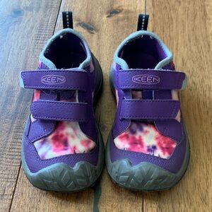 KEEN Toddler Shoes - Size 8